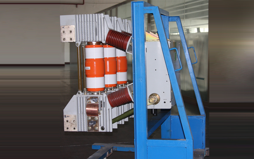 ZN105-18/T6300-63型發(fā)電機(jī)保護(hù)開(kāi)關(guān)